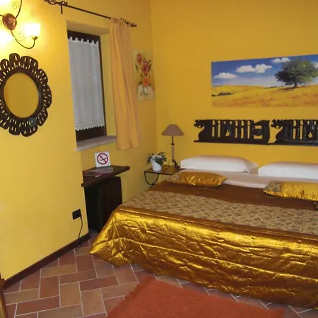 ベッド・アンド・ブレックファスト Gira-sole クーネオ