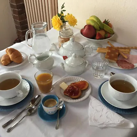 Gira-sole ベッド・アンド・ブレックファスト 4*