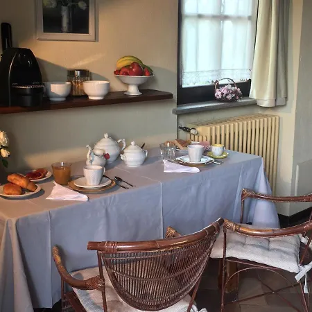 ベッド・アンド・ブレックファスト Gira-sole クーネオ