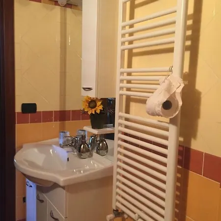 ベッド・アンド・ブレックファスト Gira-sole 4*